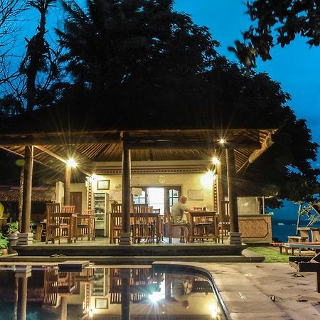 Hotel Ganesha Amed Esterno foto