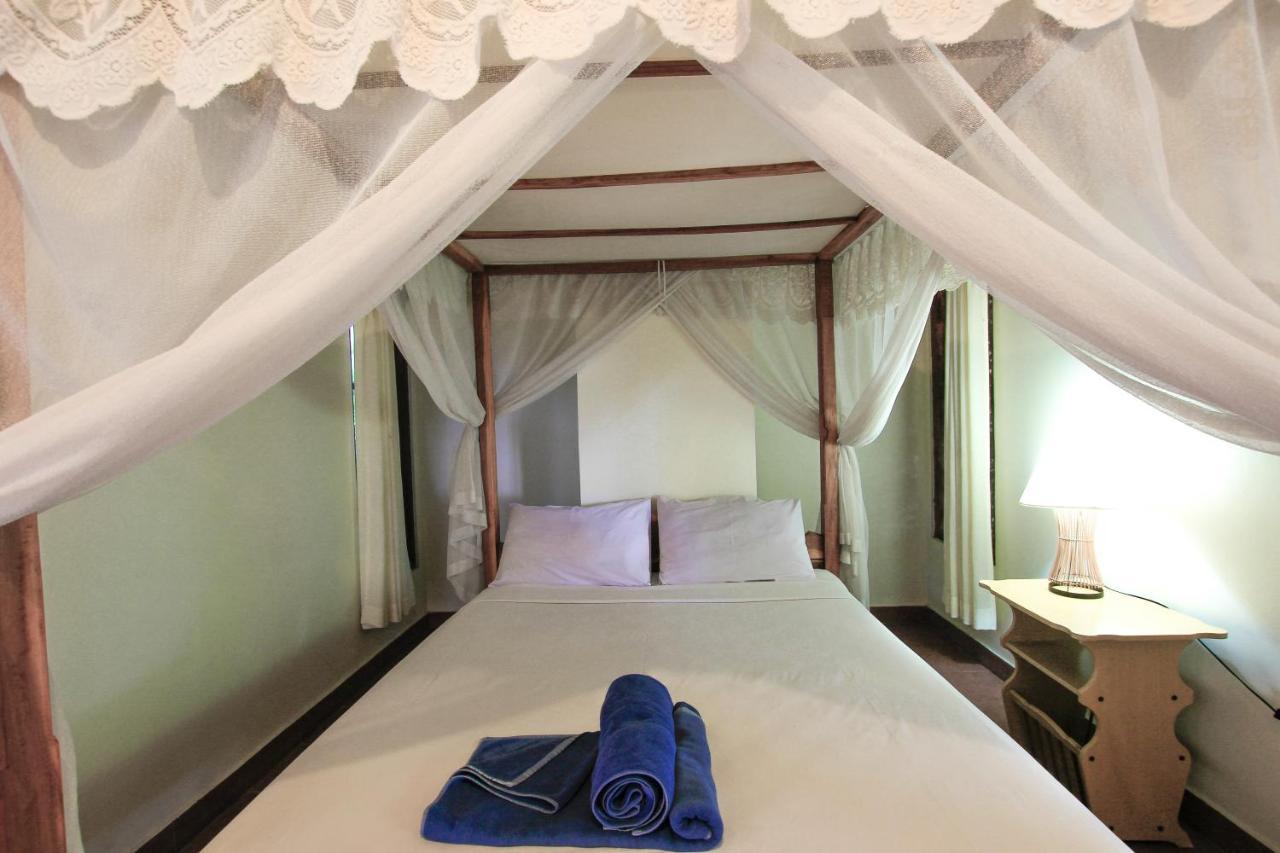 Hotel Ganesha Amed Esterno foto