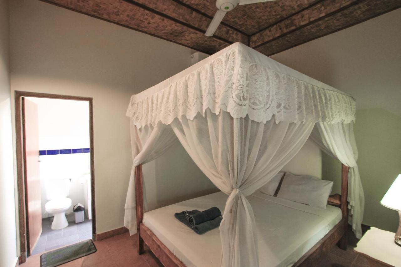 Hotel Ganesha Amed Esterno foto