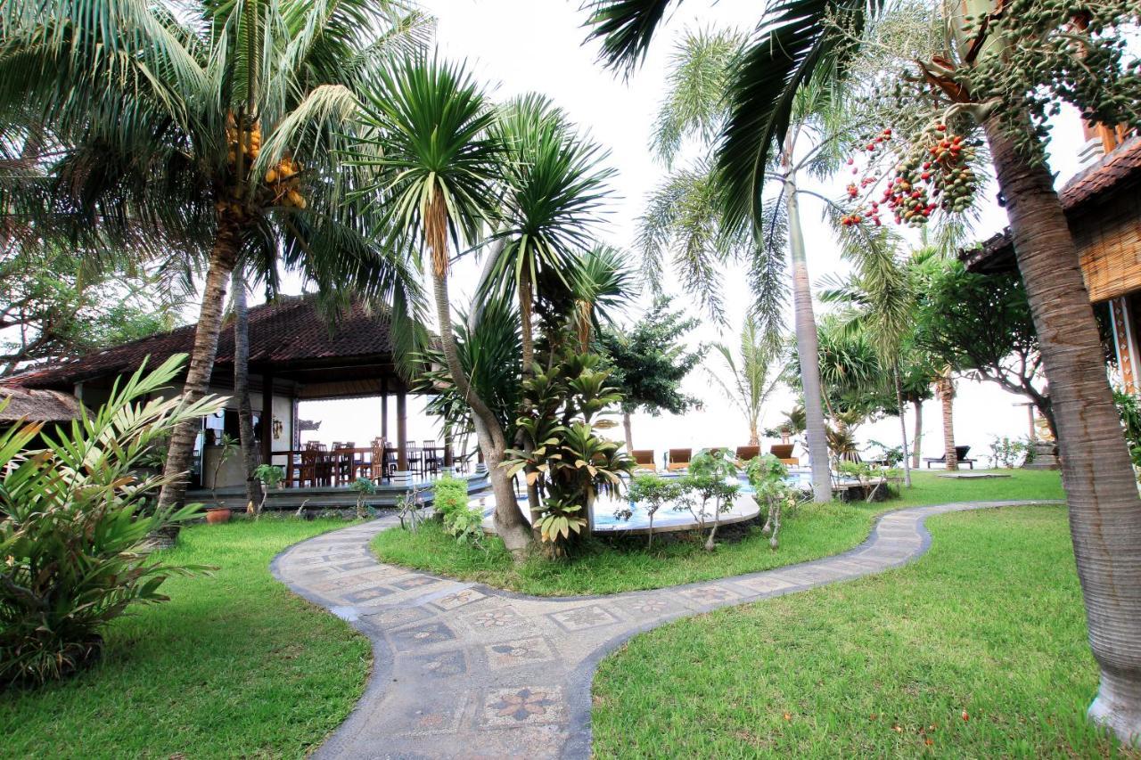 Hotel Ganesha Amed Esterno foto